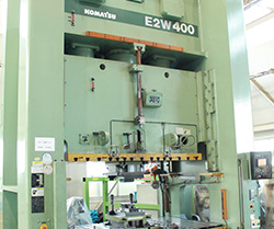 E2W400